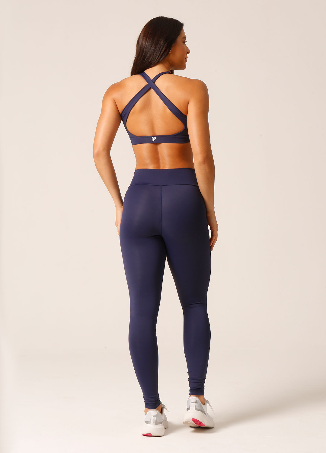 set basico marino Vista trasera de la Legging Básica y top basico con calce anatómico y calidad premium