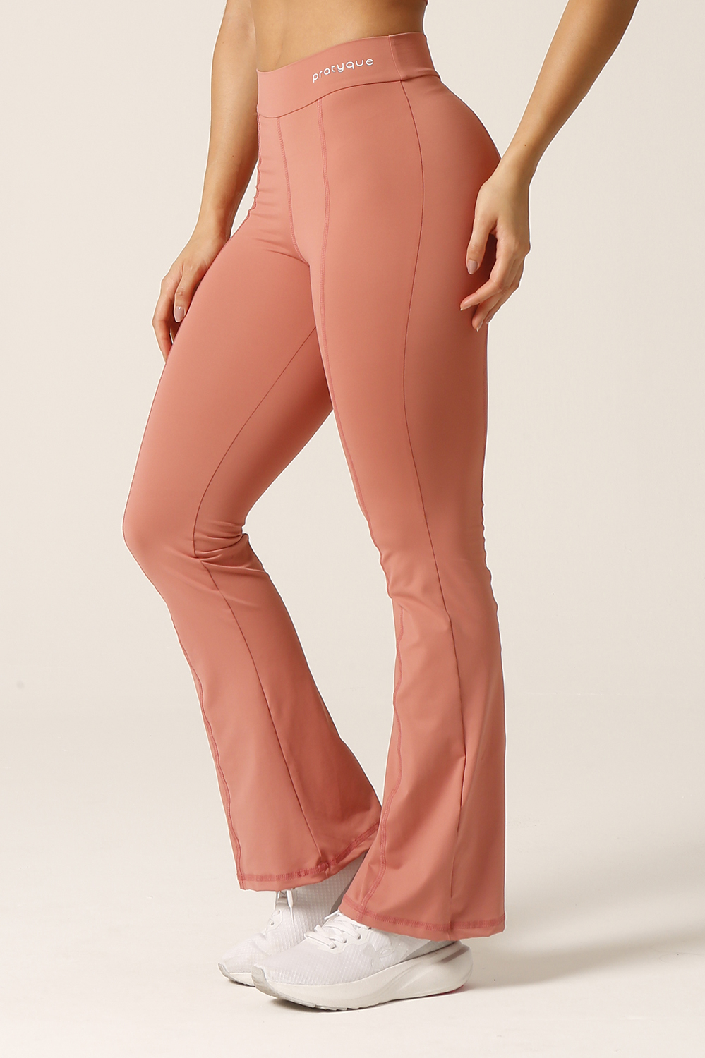 Calza Flare Pantalón Flare Terracota para mujer – Pratyque Uruguay