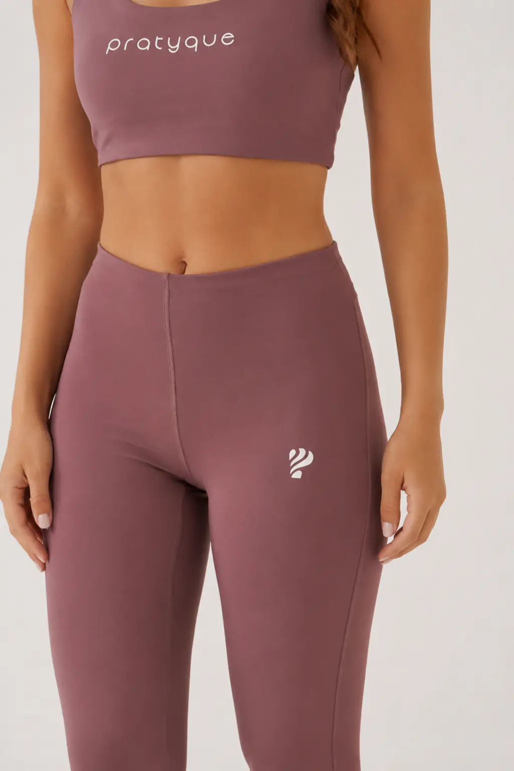 Legging Infinito Pratyque de cintura alta y calce ajustado.